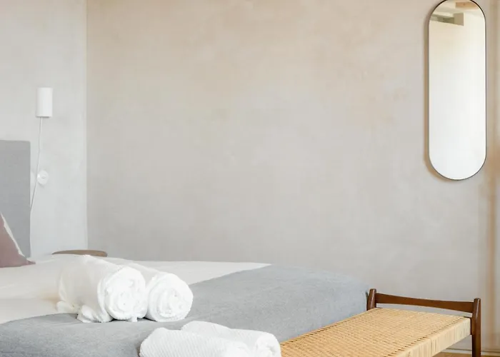 Апартаменты O Poleiro - Modern Living