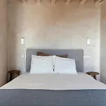 O Poleiro - Modern Living Apartament