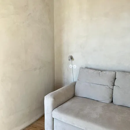 O Poleiro - Modern Living Lisboa