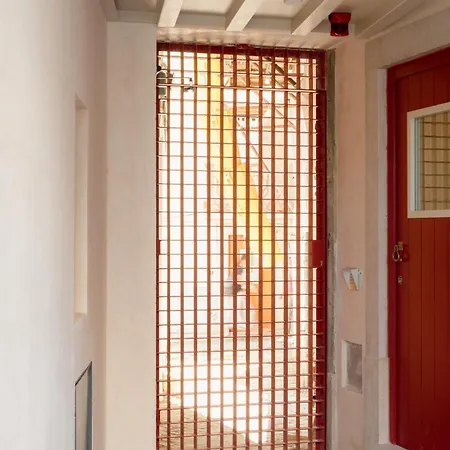 O Poleiro - Modern Living Apartment